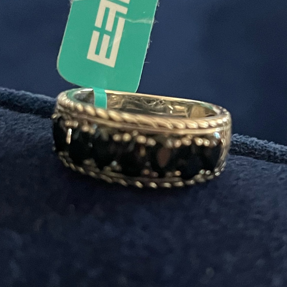 Effy ring